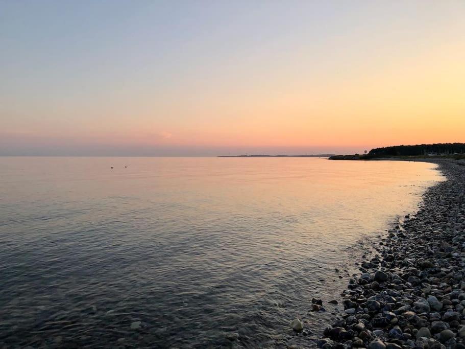 Skont Fiskerhus. Taet Pa By, Havn Og Havet Villa Marstal Eksteriør billede
