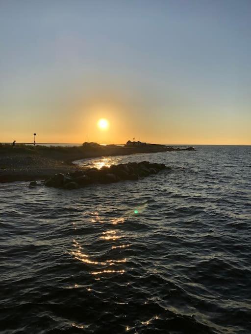 Skont Fiskerhus. Taet Pa By, Havn Og Havet Villa Marstal Eksteriør billede
